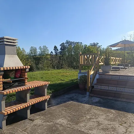 Los Avellanos De Santillana Queveda Buitenkant foto