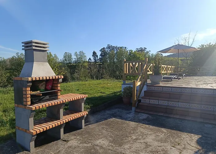 Los Avellanos De Santillana