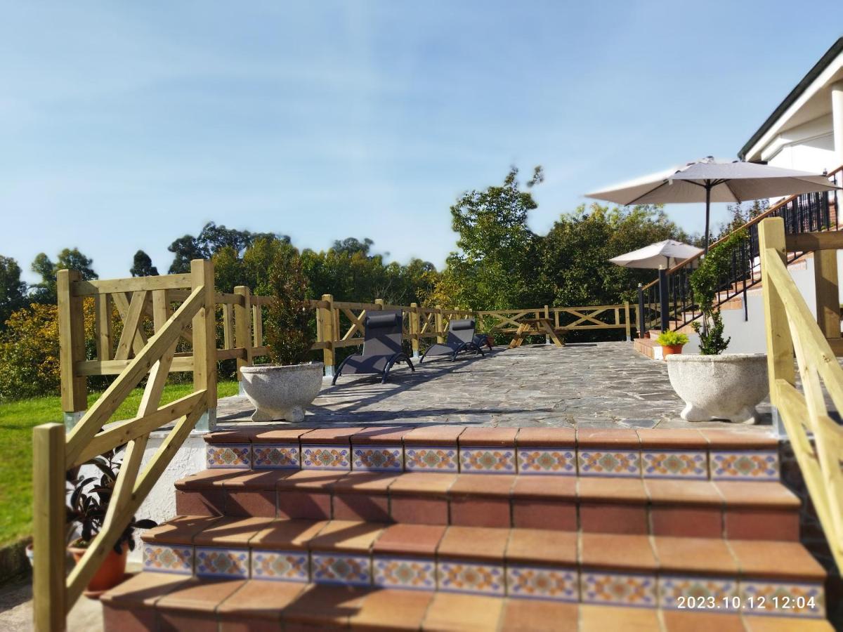 Avellanos De Santillana Holiday home *